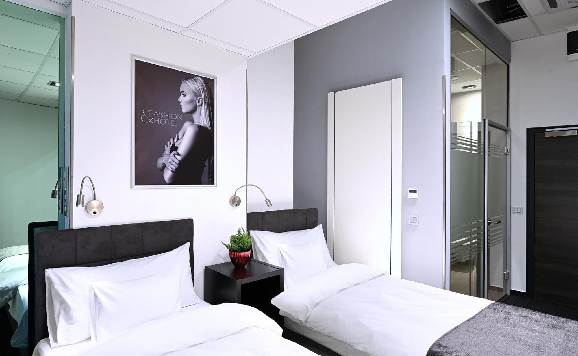 Fashion City Hotel Superior 布达佩斯 客房 照片